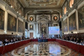 Венецианка наконец даст заключение по закону о деолигархизации, без которого тормозится движение в ЕС