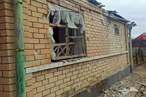 Рашисти обстріляли село під Херсоном. Є поранені, жінка втратила руку