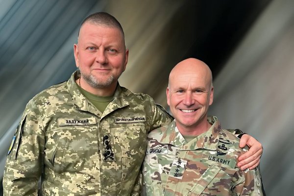 Залужний та Крістофер Каволі обговорили посилення ППО та ситуацію на фронті