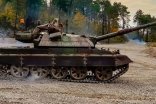 Slovenia's Defense Minister hands over equipment to Ukraine to form an armored brigade