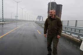 Відкриття Подільсько-Воскресенського моста для пасажирського транспорту в Києві