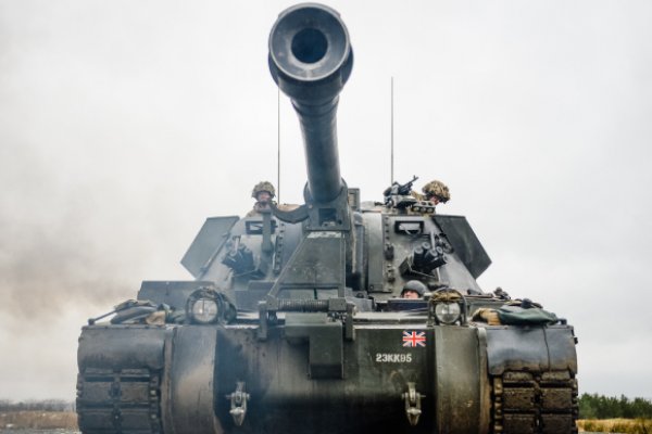 The Ukrainian military arrived in Britain to master the AS90 self-propelled guns