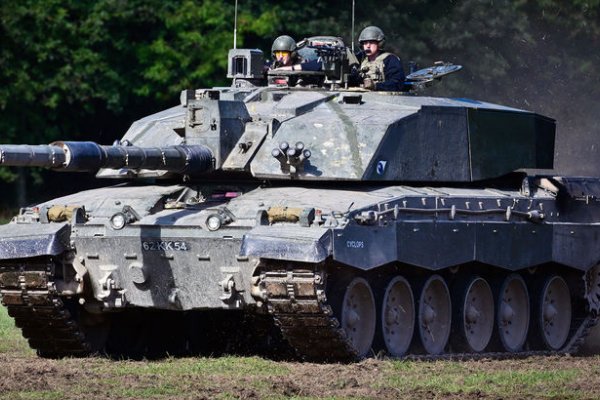 У Міноборони офіційно підтвердили прибуття танків Challenger 2 до України