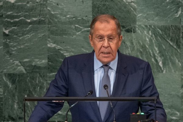 Росія готова до переговорів щодо України, але відкидає пропозиції про припинення вогню, - Лавров