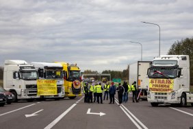 Польські протести на кордоні впливають на гуманітарну допомогу для України, - консул