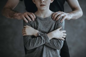 Запущено повноцінний реєстр педофілів в Україні для захисту дітей