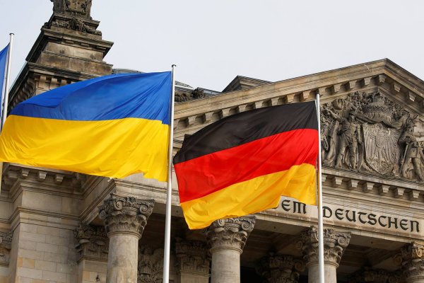 Німеччина передала Україні нову військову допомогу: деталі пакета