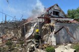 РФ скинула авіабомбу на житлові будинки Берислава: постраждали 15 осіб